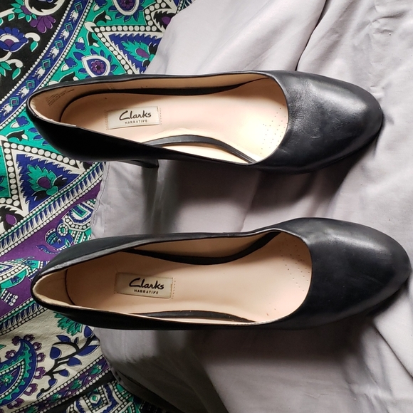 Clarks Kendra Sienna Black Leather Shoe - Picture 3 of 6